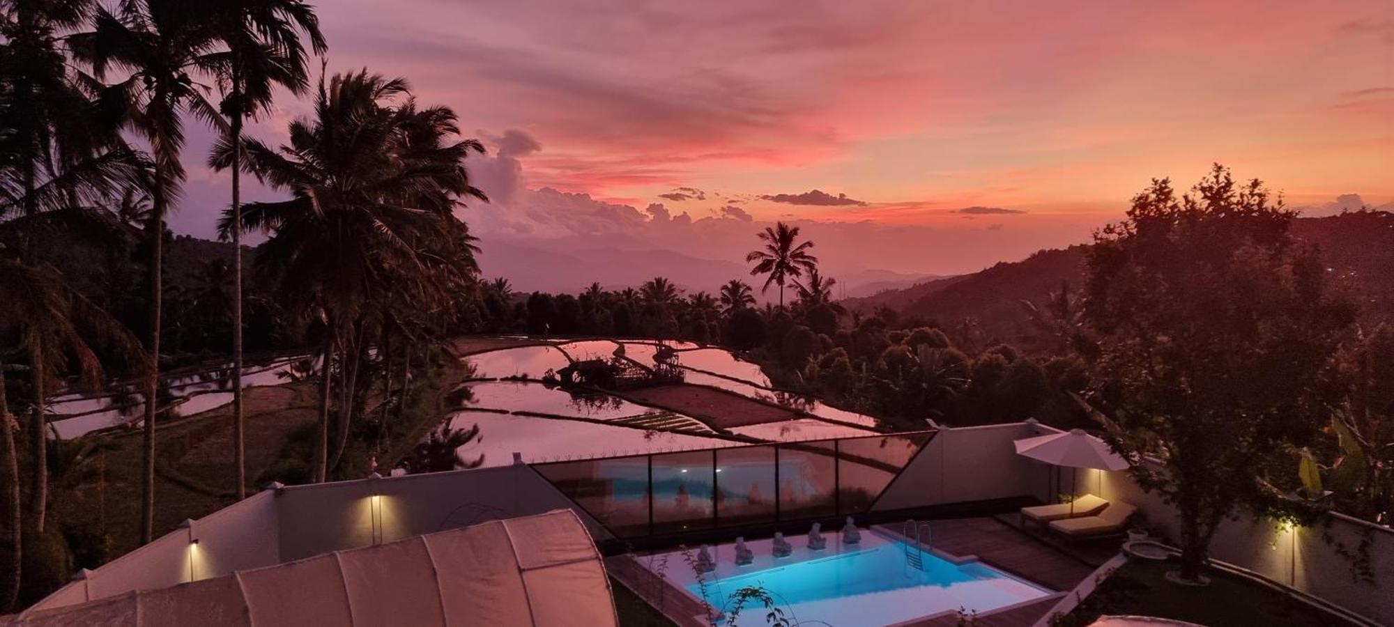 Utopiaku - Munduk Highlands Villa Esterno foto